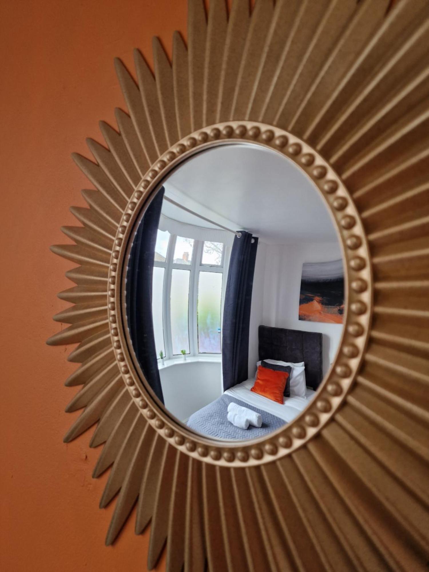 Modern 4-Bed House With Garden & Parking Villa Coventry Exterior foto